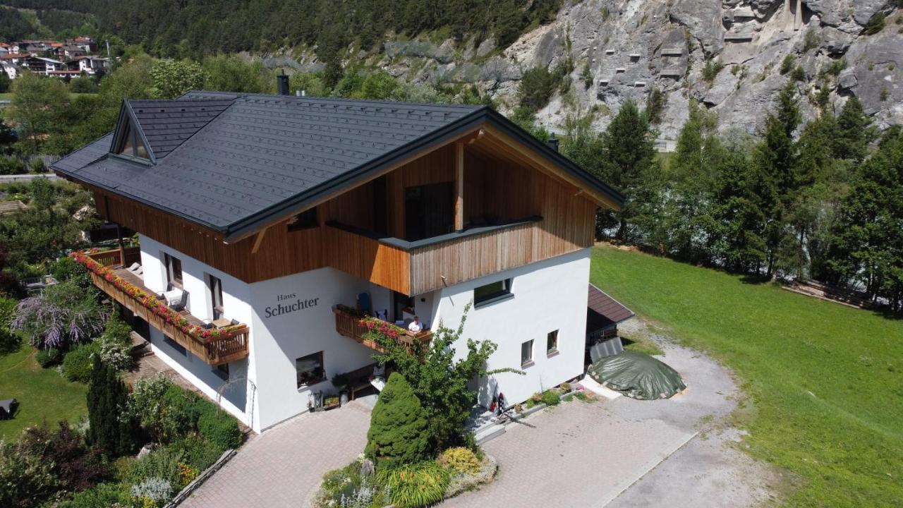 Haus Schuchter Hotel Pfunds Exterior photo
